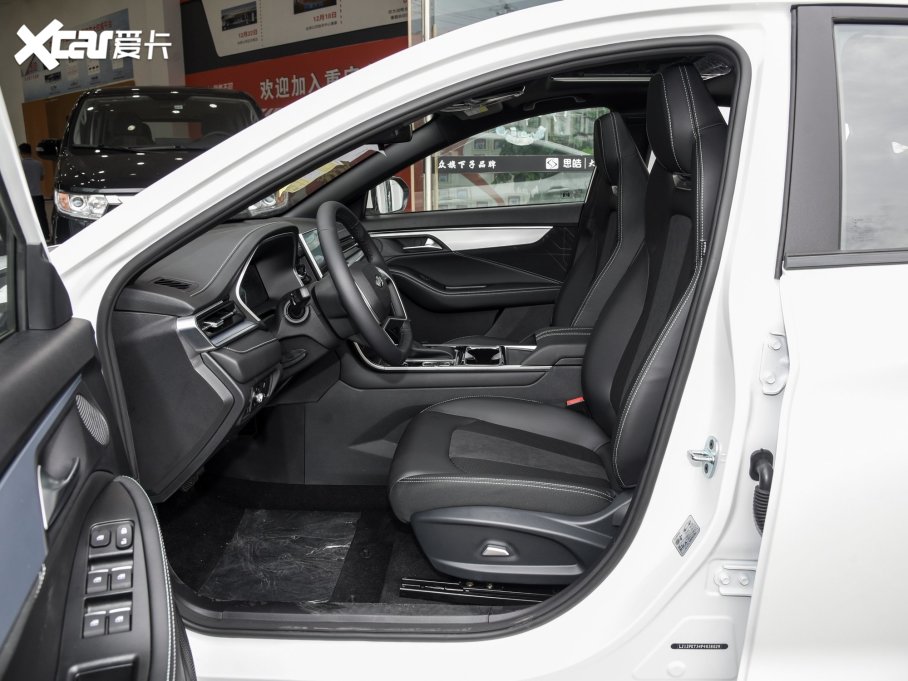 2023A5 PLUS 1.5T Ԅ(dng)F