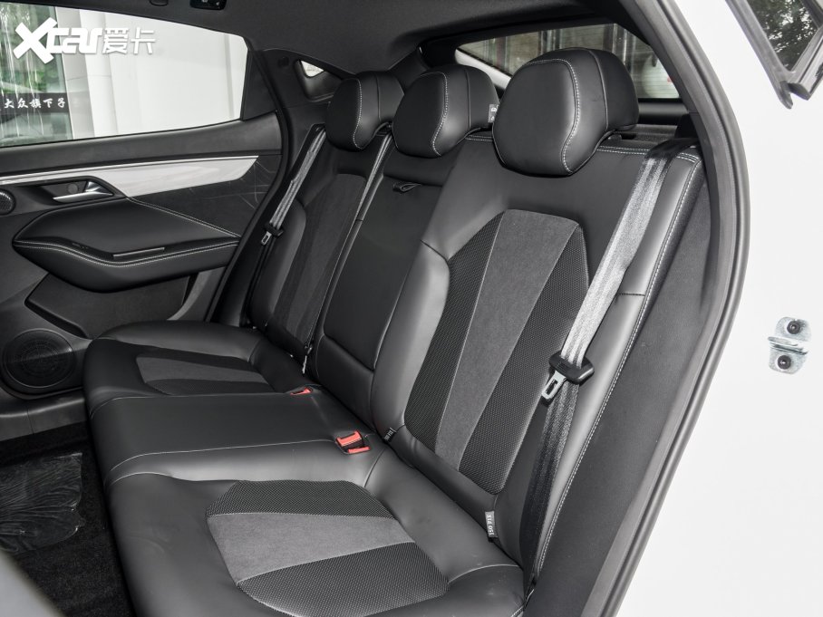 2023A5 PLUS 1.5T ԄF