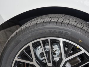2023款1.5T 自动尊贵型 轮胎品牌