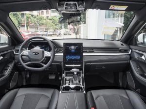 2023款1.5T 自动尊贵型 内饰全景