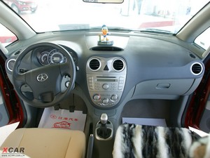 2010款1.8L 手动舒适版 内饰全景