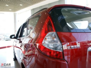 2010款1.8L 手动舒适版 尾灯