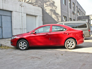 2010款1.5L 手动优雅版 正侧（左）