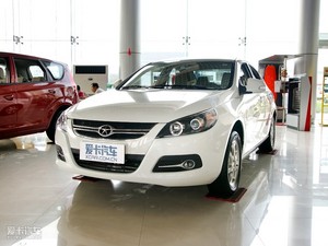 2010款1.5L 手动尊逸版 整体外观