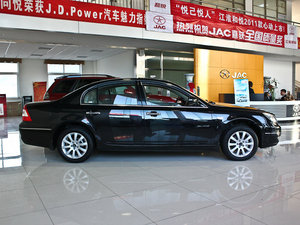2010款2.0L 自动豪华版 整体外观