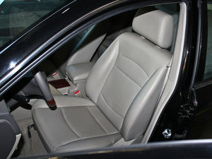 2010款2.0L 自动豪华版 主驾驶座椅