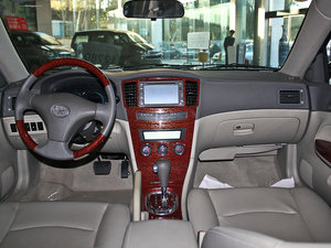 2010款2.0L 自动豪华版 内饰全景