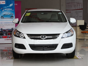 2011款1.5L 手动优雅版 正前
