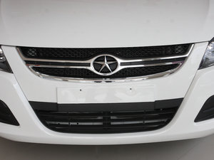 2011款1.5L 手动优雅版 中网