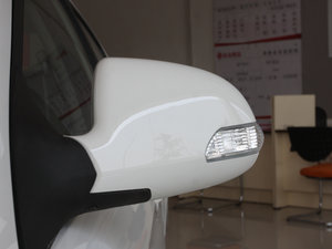 2011款1.5L 手动优雅版 后视镜