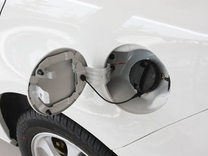 2011款1.5L 手动优雅版 油箱盖