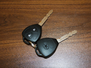 2011款1.5L 手动优雅版 车钥匙