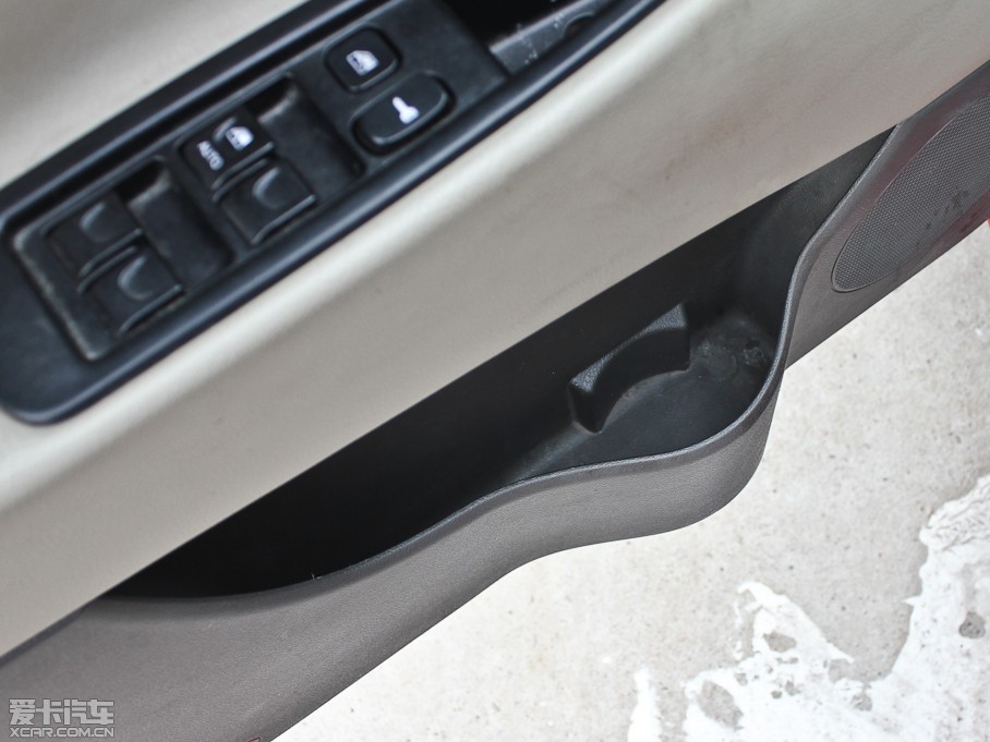 2011L(fng)M2 1.8L 5A