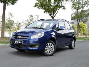 2011款1.8L 5座运动版 整体外观
