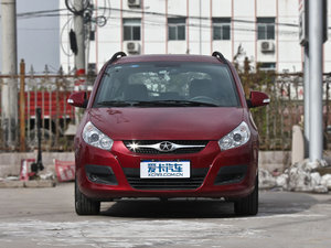 2011款1.8L 5座豪华版 正前