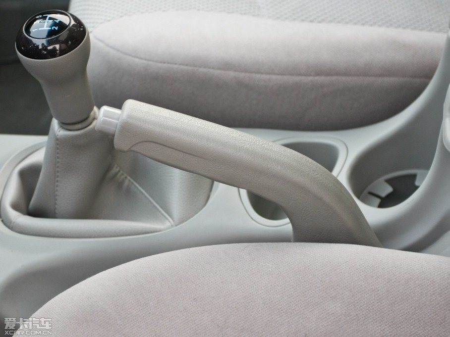 2011 2.0L ք(dng)(q)A