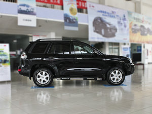 2011款2.0L 手动两驱豪华版 正侧（左）