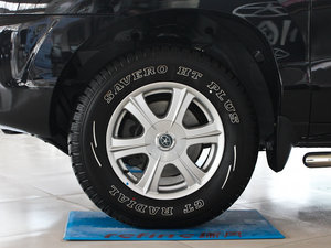 2011款2.0L 手动两驱豪华版 轮圈