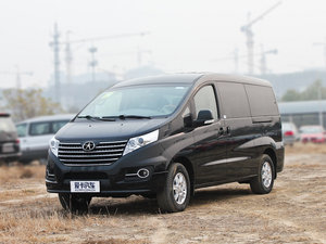 2011款2.0T 7座手动公务版 左前45度
