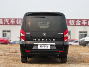 2011款2.0T 7座手动公务版 正后	
