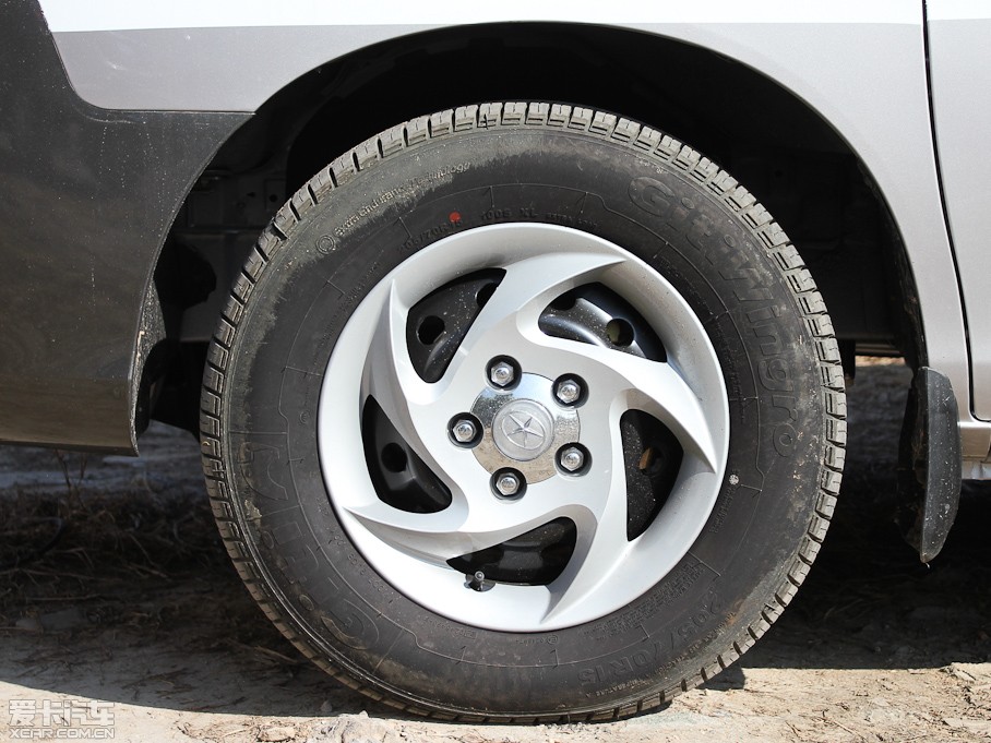 2011L(fng)  2.0L ͘(bio)(zhn)