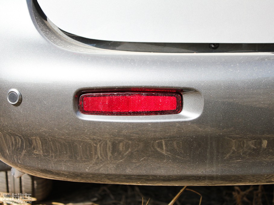 2011L(fng)  2.0L ͘(bio)(zhn)