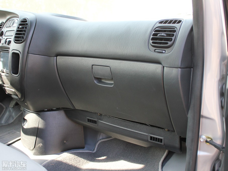 2011L(fng)  2.0L ͘(bio)(zhn)