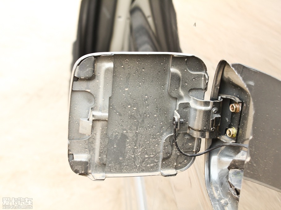 2011L(fng)  2.4L ͺA