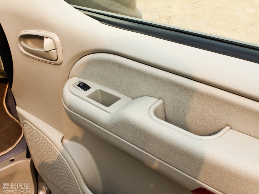 2011L(fng)  2.4L ͺA