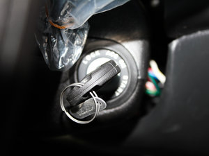 2011 2.0L ͘˜ʰ п؅^