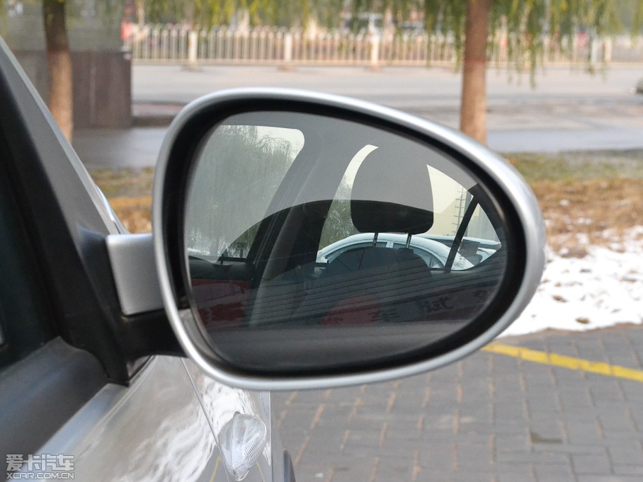 2012ͬCROSS 1.3L քЄӺA