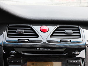 2012款1.8L 自动公务豪华版 空调出风口