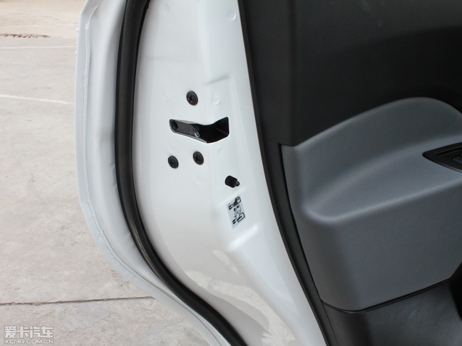 2012L(fng)M2 1.8L ք(dng)̺A 5