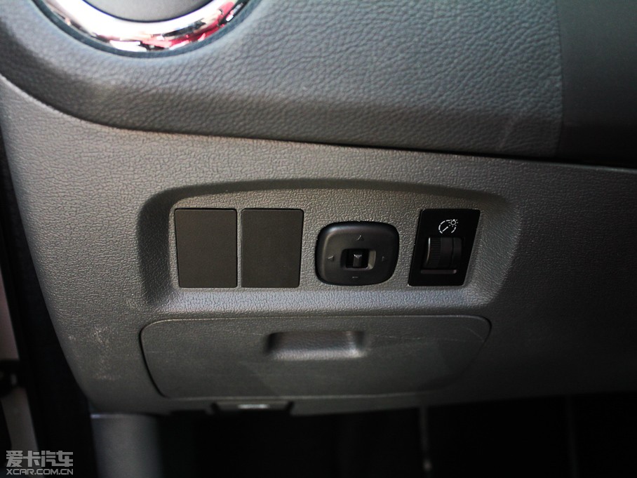 2012L(fng)M2 1.8L ք(dng)̺A 5