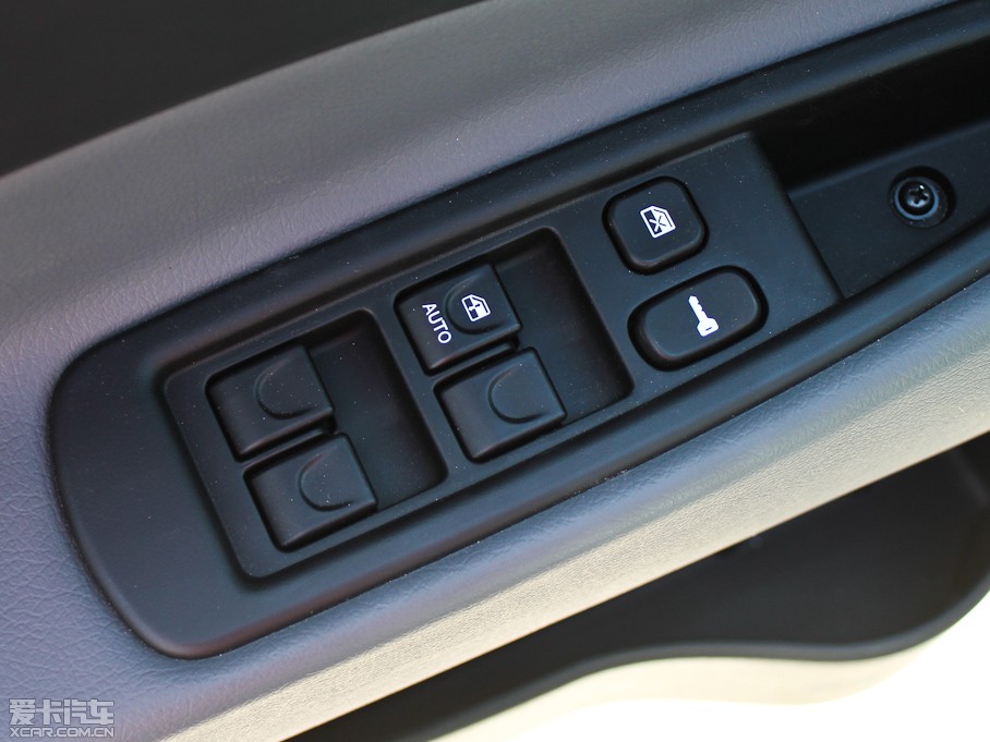 2012LM2 1.8L ք̺A 5