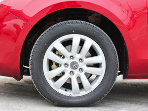 2012款1.8L 手动宜商豪华版 5座 轮圈