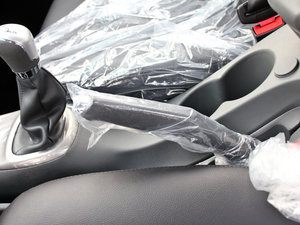 20121.8L ք̺A 5 v܇Ƅ