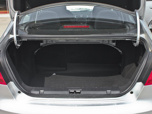 2012款1.3L 手动豪华版 行李厢空间