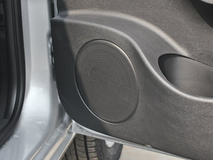 2012款1.3L 手动豪华版 中控区