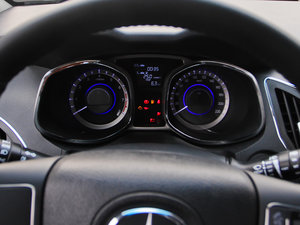 2012款基本型 仪表