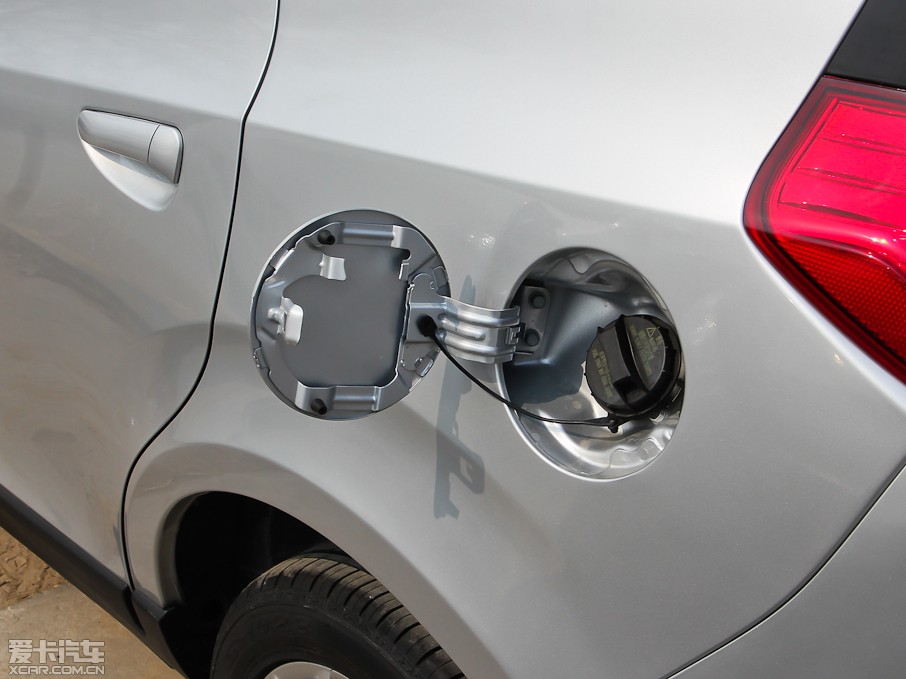 2013LM2 1.8L քӺA 5