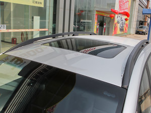 2013款1.8L 手动豪华智能型 5座 车顶
