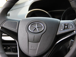 2013款1.8L 手动豪华型 5座 中控区