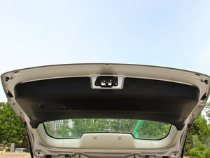 2013款1.8L 手动豪华型 5座 空间座椅