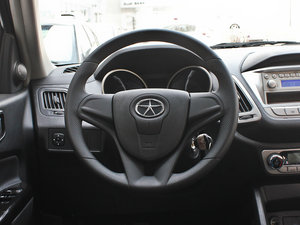 2013款2.0L 两驱进取版 方向盘