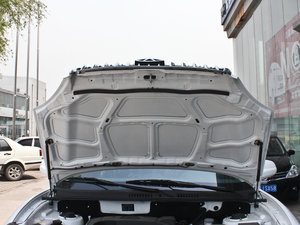 2013款2.0L 两驱进取版 其它