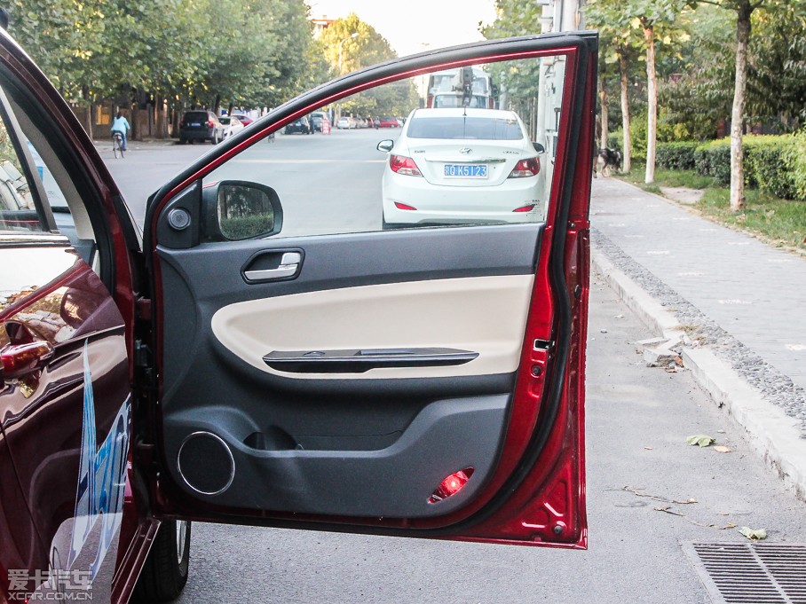 2013��͐�A30 1.5L �քӺ��A��