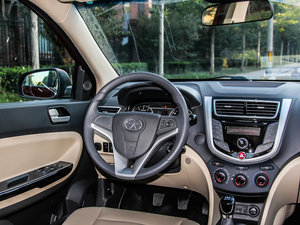 2013款1.5L 手动豪华版 空间座椅