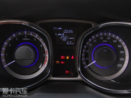 江淮汽車2013款瑞風S5