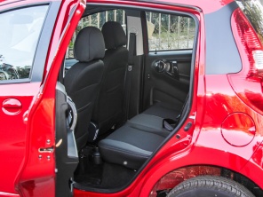 江淮汽車2013款悅悅